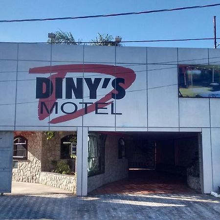 Dinys Motel (Adults Only) Прая-Гранді Екстер'єр фото